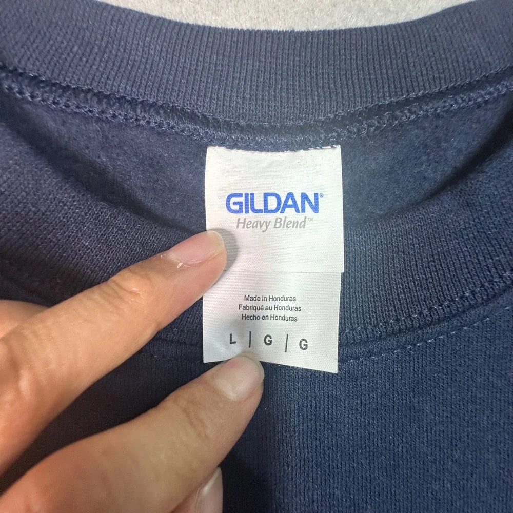 Gildan Heavy Blend Crewneck Sweatshirt Navy Blue Fleece Pullover Minimalist L